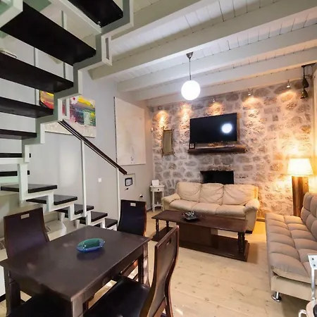 Casa Messinis Case de vacanță *